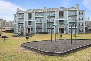 900 Vista Lake Dr, Candler, NC 28715 - Photo 22