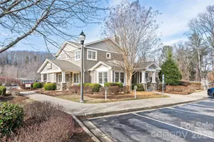 900 Vista Lake Dr, Candler, NC 28715 - Photo 16