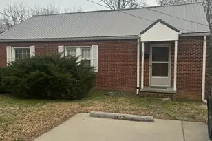 825 N Jackson St, Salisbury, NC 28144 - Photo 1