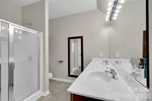 738 Lumber Ln, Charlotte, NC 28214 - Photo 22