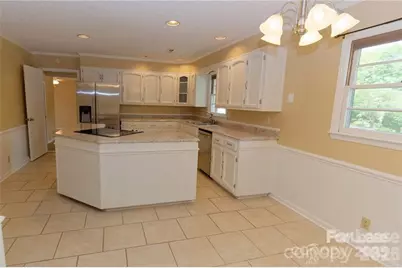 416 W Pine Street, Lincolnton, NC 28092 - Photo 12