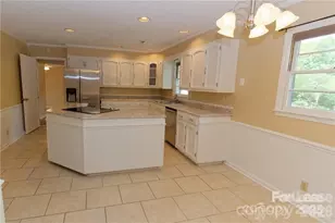 416 W Pine St, Lincolnton, NC 28092 - Photo 12