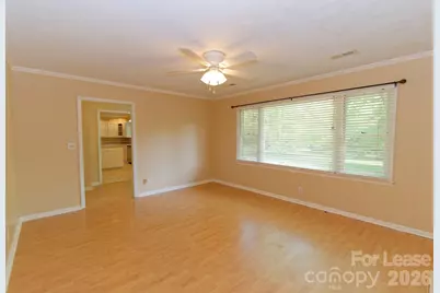 416 W Pine Street, Lincolnton, NC 28092 - Photo 4