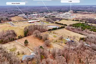 9201 McCorkle Ln, Charlotte, NC 28215 - Photo 34