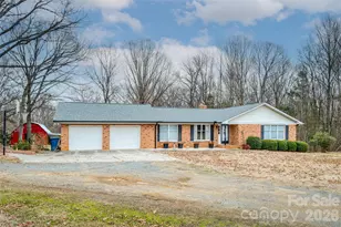 9201 McCorkle Ln, Charlotte, NC 28215 - Photo 10