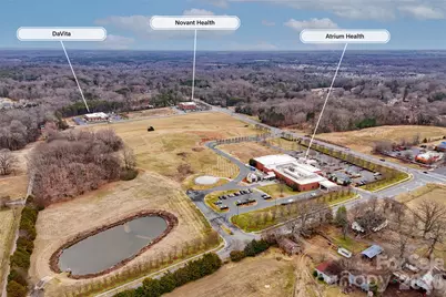 9201 McCorkle Lane, Charlotte, NC 28215 - Photo 6