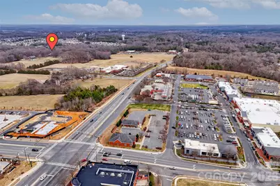 9201 McCorkle Lane, Charlotte, NC 28215 - Photo 48