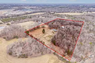 9201 McCorkle Ln, Charlotte, NC 28215 - Photo 32