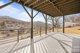 189 Greenview Dr, Waynesville, NC 28786 - Photo 38