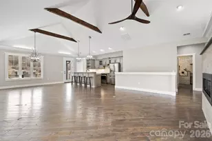 189 Greenview Dr, Waynesville, NC 28786 - Photo 16