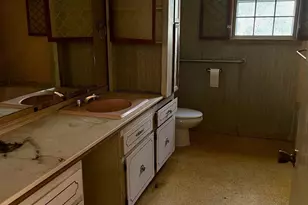 1911 White St, Gastonia, NC 28052 - Photo 4