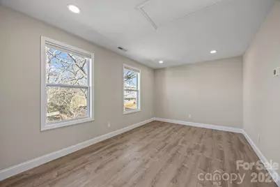 88 Winston Avenue, Asheville, NC 28803 - Photo 22