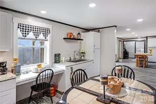 872 Mountainside Dr, Waynesville, NC 28786 - Photo 32