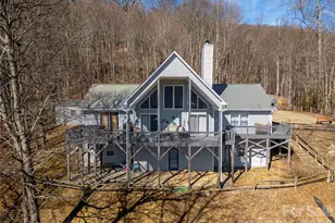 872 Mountainside Dr, Waynesville, NC 28786 - Photo 2