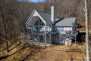 872 Mountainside Dr, Waynesville, NC 28786 - Photo 2