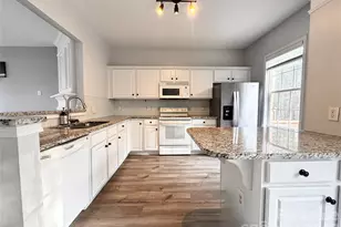 10415 Winslet Dr, Charlotte, NC 28277 - Photo 8