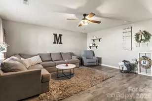 266 Valerie Dr, Lincolnton, NC 28092 - Photo 8