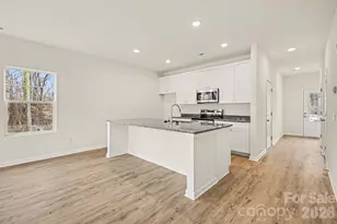 1725 Cloaninger Ave, Statesville, NC 28625 - Photo 6