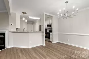 8745 Fox Chase Ln, Charlotte, NC 28269 - Photo 8