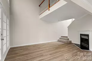 8745 Fox Chase Ln, Charlotte, NC 28269 - Photo 6