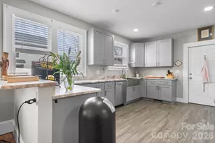 115 12th St SW, Hickory, NC 28602 - Photo 12