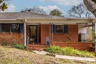 4613 Bayberry Dr, Charlotte, NC 28209 - Photo 2