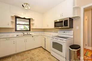 4613 Bayberry Dr, Charlotte, NC 28209 - Photo 16