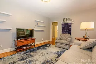 4613 Bayberry Dr, Charlotte, NC 28209 - Photo 6