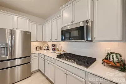 2704 Monument Point Circle, Fort Mill, SC 29715 - Photo 6