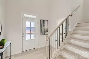 2704 Monument Pt Cir, Fort Mill, SC 29715 - Photo 2