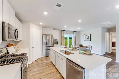 711 Mile Creek Road, Edgemoor, SC 29712 - Photo 8