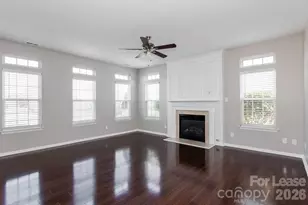 11509 Planters Estates Dr, Charlotte, NC 28278 - Photo 2