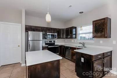 11509 Planters Estates Drive, Charlotte, NC 28278 - Photo 6