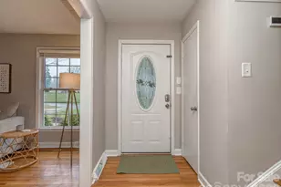 6624 Sunview Dr, Charlotte, NC 28210 - Photo 4