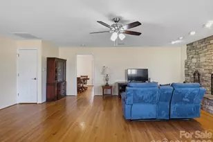 544 Hicks Creek Rd, Troutman, NC 28166 - Photo 8