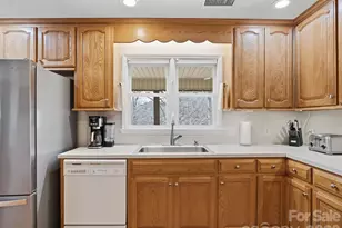 544 Hicks Creek Rd, Troutman, NC 28166 - Photo 14