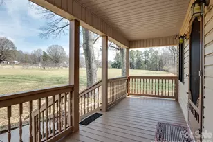 544 Hicks Creek Rd, Troutman, NC 28166 - Photo 2