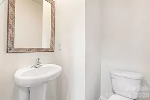 835 Adelston Ln, Asheville, NC 28804 - Photo 16