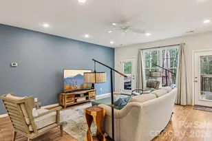 29 Saddle Top Rd, Flat Rock, NC 28731 - Photo 4