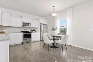 105 Fairfield Dr, Troutman, NC 28166 - Photo 4