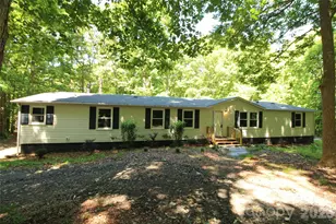 1320 Smith Woods Ln, Hickory Grove, SC 29717 - Photo 1