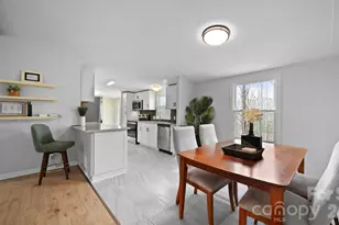 1320 Smith Woods Ln, Hickory Grove, SC 29717 - Photo 8