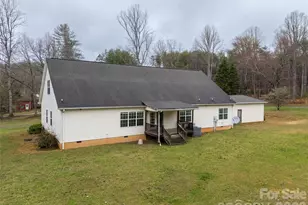 1564 Camp Creek Rd, Whittier, NC 28789 - Photo 6