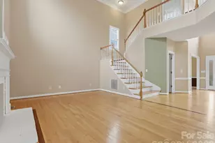 6737 Joliette Ln, Charlotte, NC 28277 - Photo 18