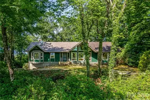796 Hawk Mountain Rd, Lake Toxaway, NC 28747 - Photo 2
