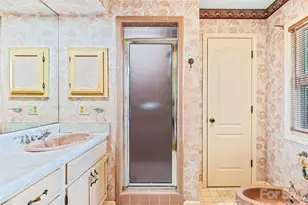 796 Hawk Mountain Rd, Lake Toxaway, NC 28747 - Photo 22