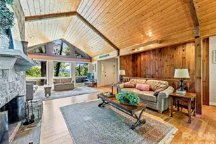 796 Hawk Mountain Rd, Lake Toxaway, NC 28747 - Photo 10