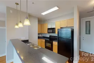 1101 W 1st St, Charlotte, NC 28202 - Photo 2