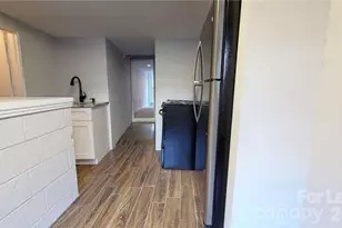 428 Hawthorne Ln, Charlotte, NC 28204 - Photo 6