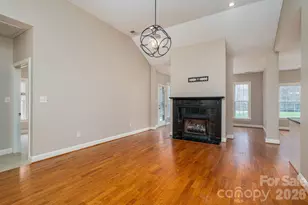 2179 Brookberry Ln, Gastonia, NC 28056 - Photo 4